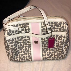 COACH Chelsea Heritage Signature Logo Purse